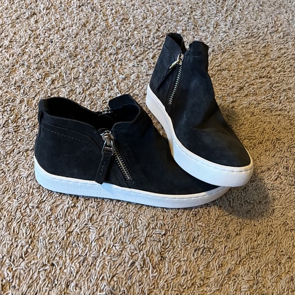 Dark gray dolce vita sneakers-new - Picture 4 of 5